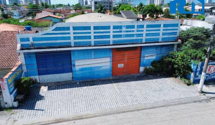 Barracão / Galpão / Depósito com 2 salas para alugar no Parque Balneário Poiares, Caraguatatuba , 700 m2 por R$ 13.000