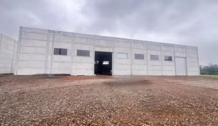 Galpão industrial e logístico