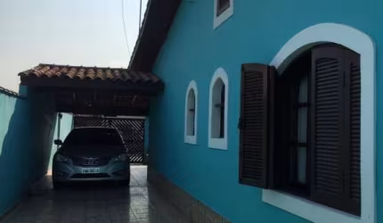 Casa ampla à venda no bairro Poiares  em  Caraguatatuba/SP