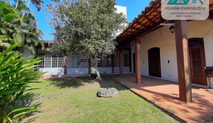Casa à venda no bairro Martim de Sá - Caraguatatuba/SP