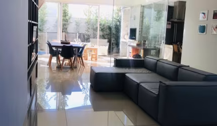CASA ESPETACULAR JARDINS GÊNOVA
