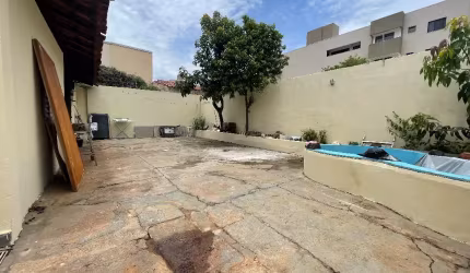 Lindo sobrado no Bairro Umuarama ( próximo a UFU)