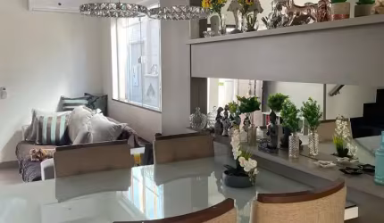 Excelente casa em condomínio fechado em Uberlândia