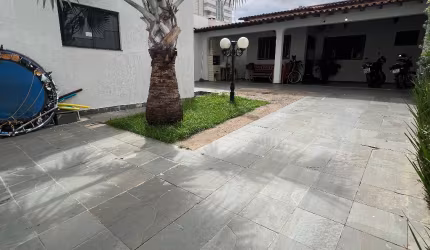 Excelente casa no Bairro Cazeca