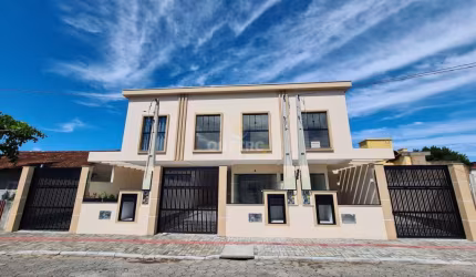 Sobrado Geminado 2 Suites