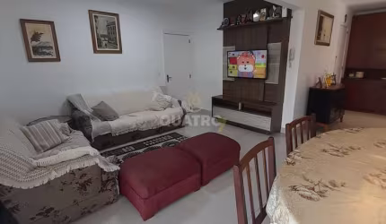 Lindo apartamento mobiliado à 70m da Praia do Centro de Bombinhas.