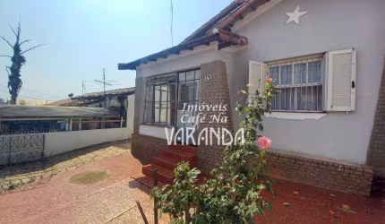 DUAS CASAS....MESMO QUINTAL!