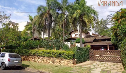 Casa com 3 dormitórios à venda, 680 m² por R$ 3.000.000,00 - Condomínio Village Visconde de Itamaracá  - Valinhos/SP