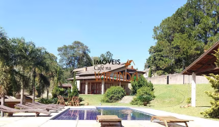 Chácara com 3 dormitórios à venda, 2500 m² por R$ 2.600.000,00 - Dois Córregos - Valinhos/SP