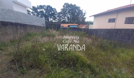 À MINUTOS DO CENTRO...275M²!