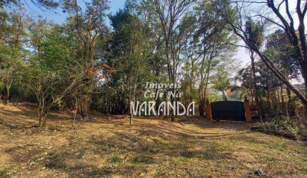 LINDA ÁREA  RESIDENCIAL OU COMERCIAL!