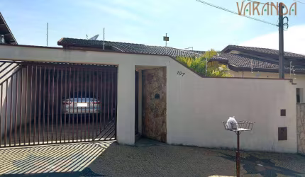 Casa com 3 dormitórios à venda, 200 m² por R$ 1.030.000,00 - Jardim Panorama - Valinhos/SP