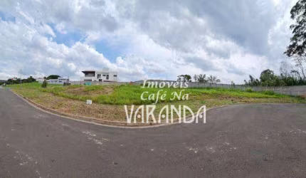 COM 611,00M²  EM LEVÍSSIMO ACLIVE!