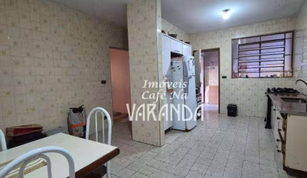 Casa com 3 dormitórios à venda, 168 m² por R$ 740.000 - Vila Santo Antônio - Valinhos/SP