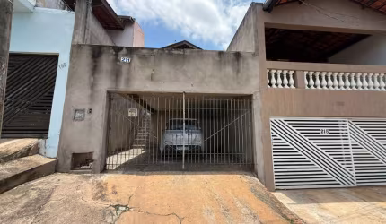 Bairro: VILA CRISTINA