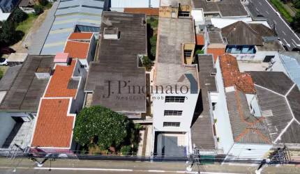 CASA SOBRADO COM 07 QUARTOS À VENDA NO CENTRO DE JUNDIAI/SP. Ref. 5136