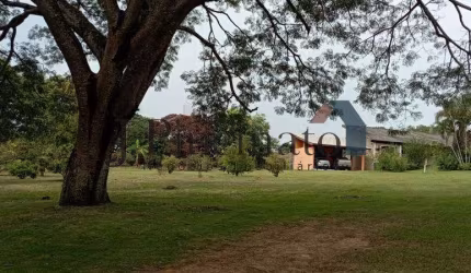 CHÁCARA NO BAIRRO DO PINHAL EM CABREÚVA/SP.
