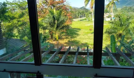 Casa para venda possui 100 metros quadrados com 2 quartos em Corisco - Paraty - RJ