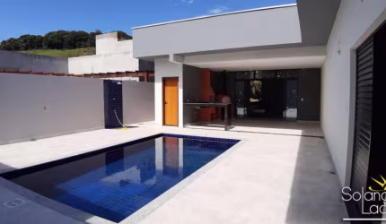 Linda Casa Térrea - Recém Construída - 4 Suítes - Lazer Completo no Condomínio