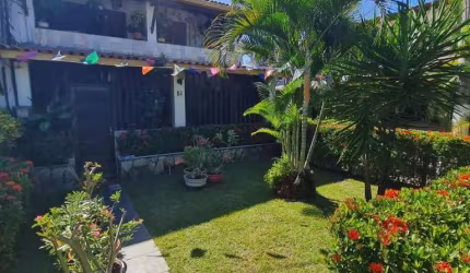 Village para Venda em Salvador, Stella Maris, 3 dormitórios, 1 suíte, 2 banheiros, 2 vagas