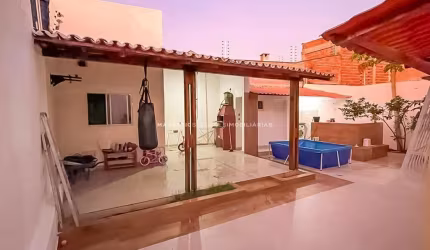 Casa para venda no Cohafuma com 03 quartos