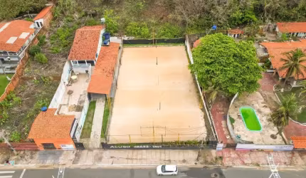 Alugo espaço na litorânea - frente mar