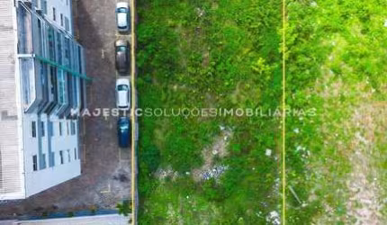 Vendo um terreno a 1 quadra da Av. São Luís Rei de frança, próximo ao INCRA TURU