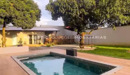 Vendo uma casa estilo Sítio na cohama, com fino acabamento e 5 suítes