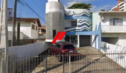 Casa comercial a venda no bairro Saco dos Limões