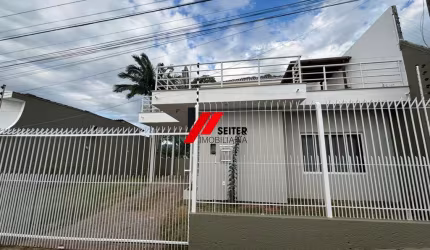 casa a venda na agronômica, com 2 dormitorios sendo 1 suite, vaga de garagem coberta 139m²