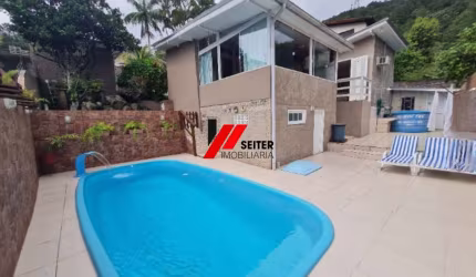 Casa a venda Itacorubi Florianopolis