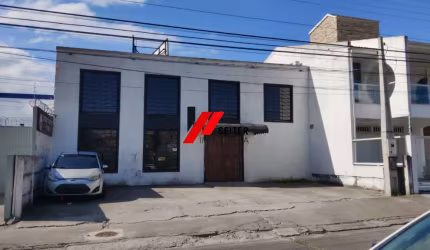 Terreno comercial à venda em São José no bairro Campinas com galpão construido e viabilidade predial