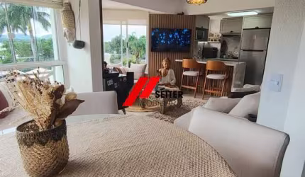 Casa em condomínio fechado no bairro Lagoa da Conceição em Florianópolis.
