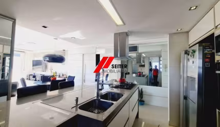 Cobertura plana a venda Itacorubi Florianópolis