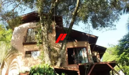 Sobrado 2 suites a venda Rio Tavares