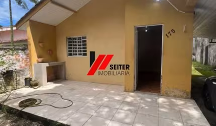 Terreno com duas casas à venda no Bairro Trindade em Florianópolis