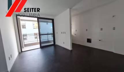Apartamento a venda de 2 dormitorios com suite Itacorubi Florianopolis