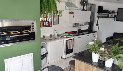 Oportunidade! Apartamento Mobiliado com 2 Dormitórios na Barra Sul - Balneário Camboriú