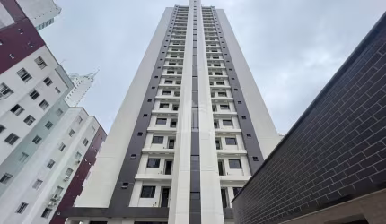 Tesla Residence pronto para morar
