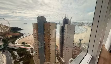 Lindo Apartamento Mobiliado e Decorado pertinho da Roda Gigante