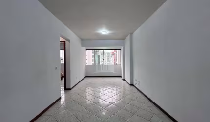 Apartamento Quadra Mar, com 02 dormitórios