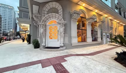 Apartamento decorado no Edifício Le visage Divinite
