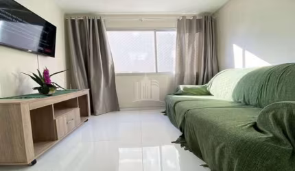 Apartamento para Locação Anual, quadra do mar em Balneário Camboriú