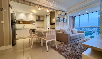 Apartamento localizado na quadra do mar na Barra Sul de Balneário Camboriú !