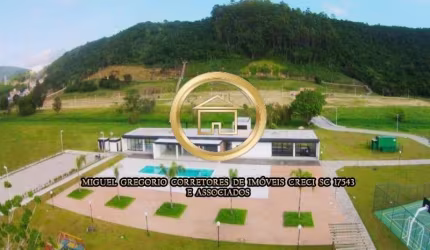 Terreno em condomínio fechado alto padrão na praia dos Ingleses Florianópolis