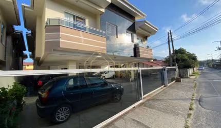 Apartamento mobiliado com 3 dormitórios nos Ingleses em Florianópolis