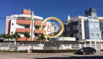 Cobertura duplex com 03 dormitórios em condomínio de alto padrão
