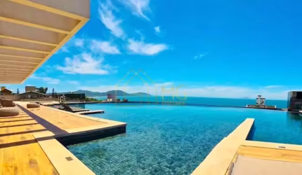 Apartamento mobiliado à venda próximo da linda Praia dos Ingleses