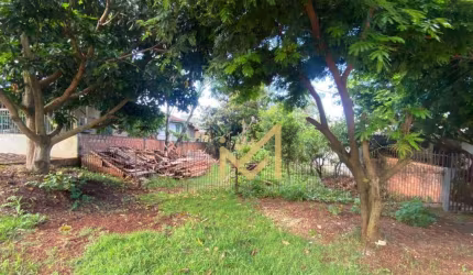 Terreno à venda, 396 m² por R$ 240.000,00 - Claudete - Cascavel/PR
