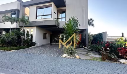 Sobrado mobiliado com 4 suítes à venda, 291 m² por R$ 2.680.000 - Alto Alegre - Cascavel/PR